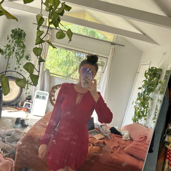 Red reformation dress - Picture 6 of 7